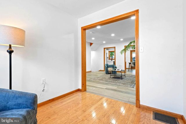 407 MARKET ST, Lykens, PA 17048