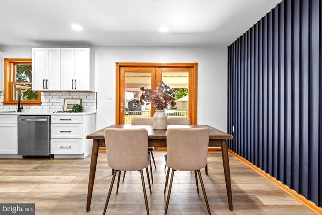 407 MARKET ST, Lykens, PA 17048