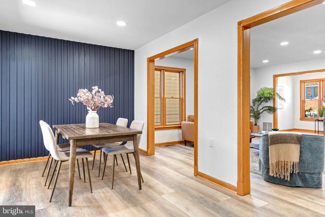 407 MARKET ST, Lykens, PA 17048