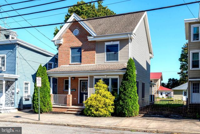 407 MARKET ST, Lykens, PA 17048