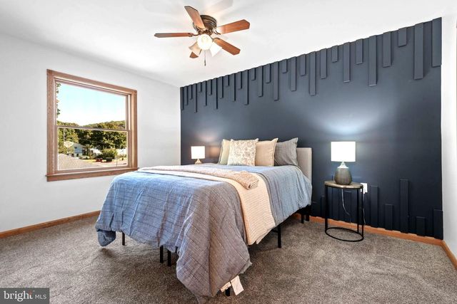 407 MARKET ST, Lykens, PA 17048