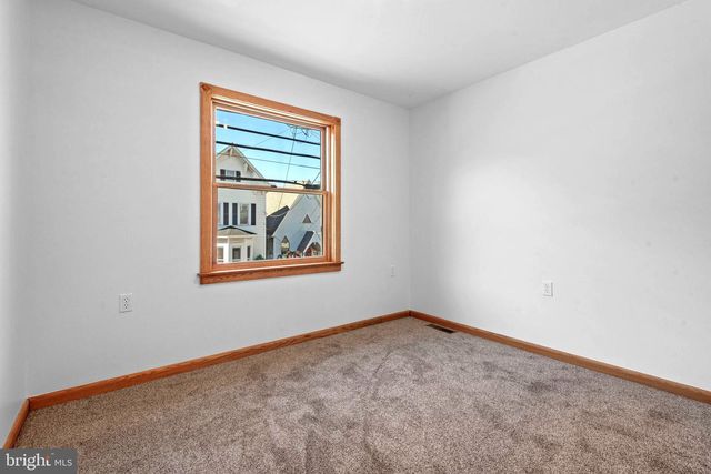 407 MARKET ST, Lykens, PA 17048