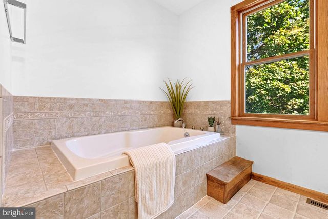 407 MARKET ST, Lykens, PA 17048