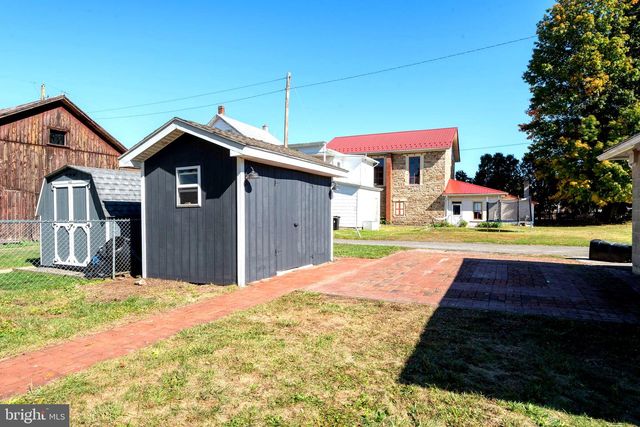 407 MARKET ST, Lykens, PA 17048