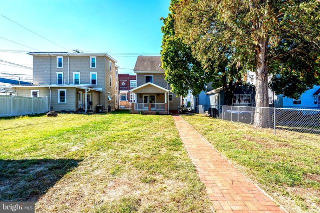 407 MARKET ST, Lykens, PA 17048