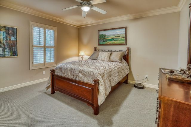 2204 Carter Rd, Bellville, TX 77418