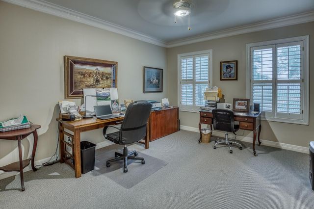 2204 Carter Rd, Bellville, TX 77418