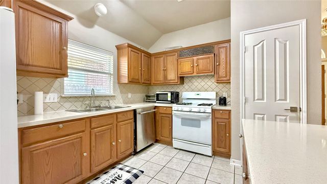 1713 Annmarie Court, Garland, TX 75040