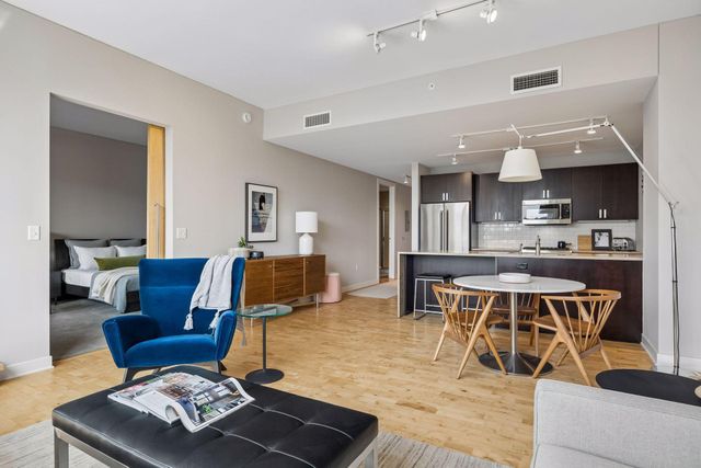 901 S 2nd Street 604, Minneapolis, MN 55415