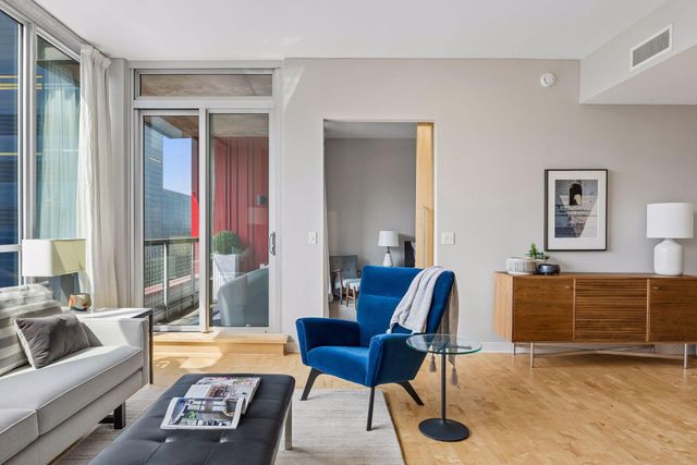 901 S 2nd Street 604, Minneapolis, MN 55415