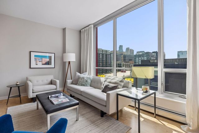 901 S 2nd Street 604, Minneapolis, MN 55415