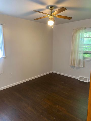 9350 Biddle Street, Romulus, MI 48174