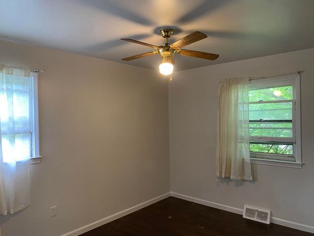 9350 Biddle Street, Romulus, MI 48174