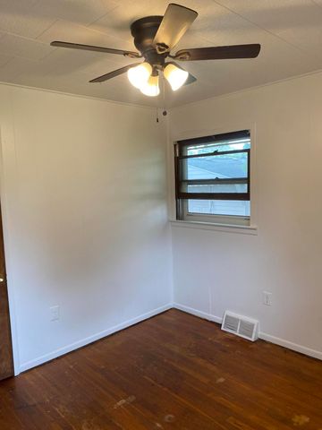 9350 Biddle Street, Romulus, MI 48174