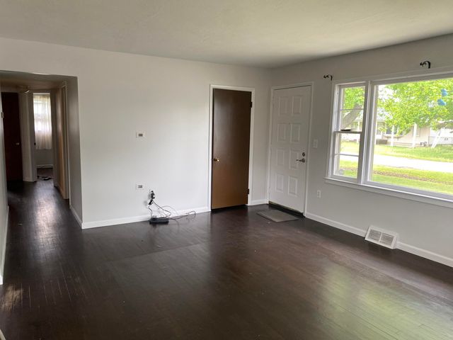 9350 Biddle Street, Romulus, MI 48174