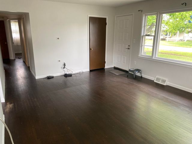 9350 Biddle Street, Romulus, MI 48174