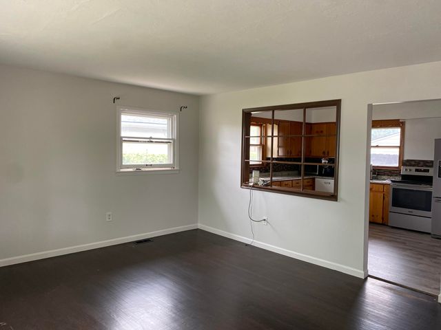 9350 Biddle Street, Romulus, MI 48174