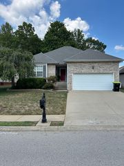 2645 Alex Overlook Way, Clarksville, TN 37043