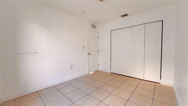 1835 NW 94th St 0, Miami, FL 33147