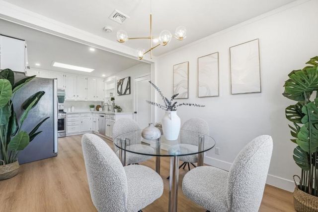 1220 Irwin Street, Belmont, CA 94002