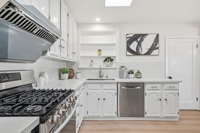 1220 Irwin Street, Belmont, CA 94002