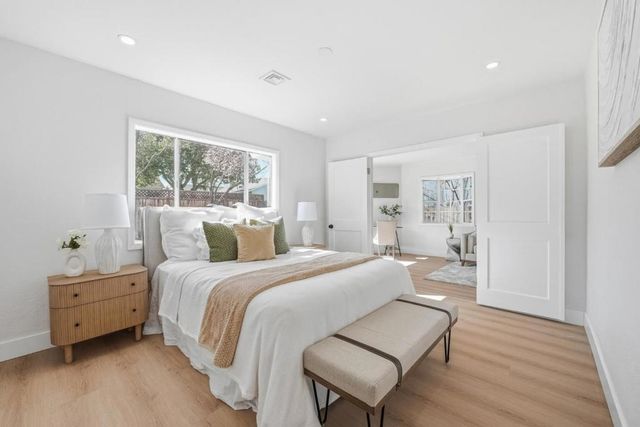 1220 Irwin Street, Belmont, CA 94002