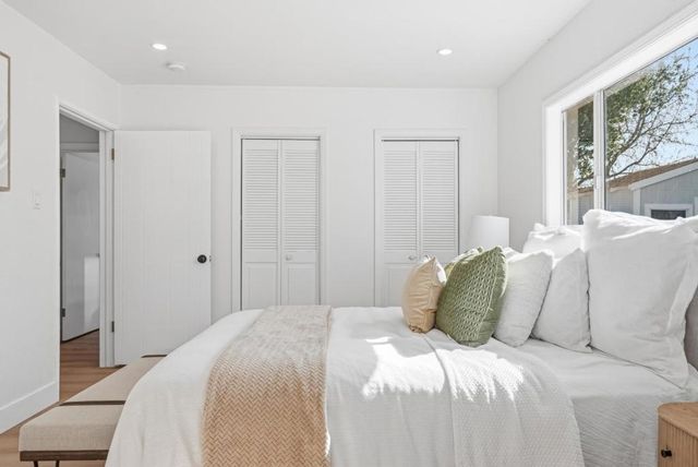 1220 Irwin Street, Belmont, CA 94002