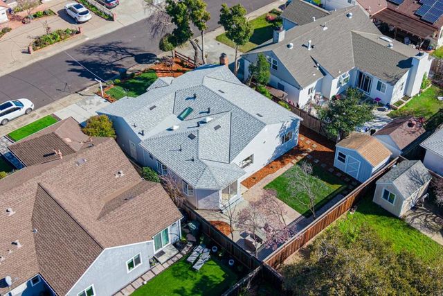 1220 Irwin Street, Belmont, CA 94002