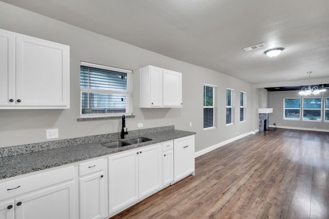 304 W 4th Street, Ferris, TX 75125
