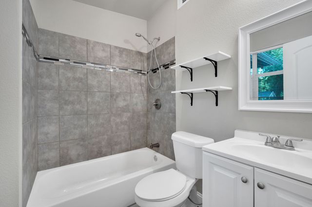 304 W 4th Street, Ferris, TX 75125