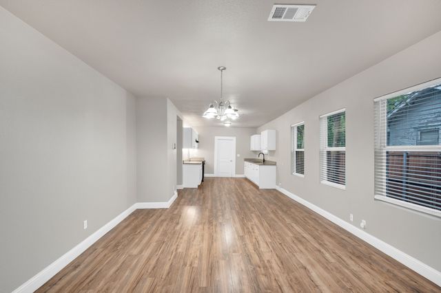 304 W 4th Street, Ferris, TX 75125