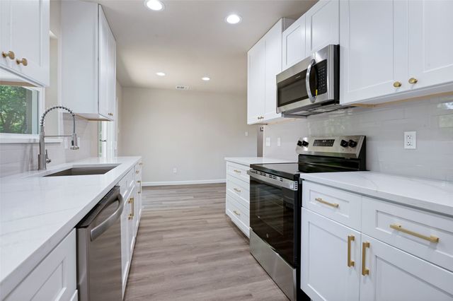 1103 Belvedere Drive, Arlington, TX 76010