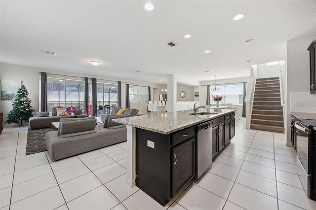 9008 SUNSHINE RIDGE LOOP, Kissimmee, FL 34747