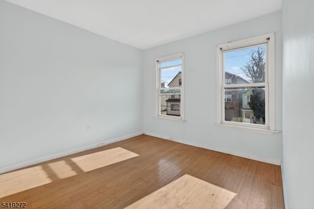 136 Smith St, Elizabeth City, NJ 07201