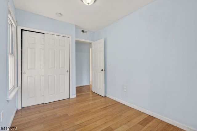 136 Smith St, Elizabeth City, NJ 07201