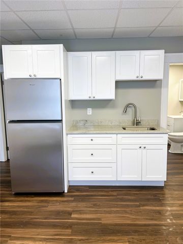 49 Hebert Avenue 2F, Woonsocket, RI 02895