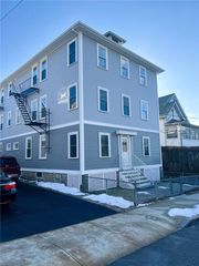 49 Hebert Avenue 2F, Woonsocket, RI 02895