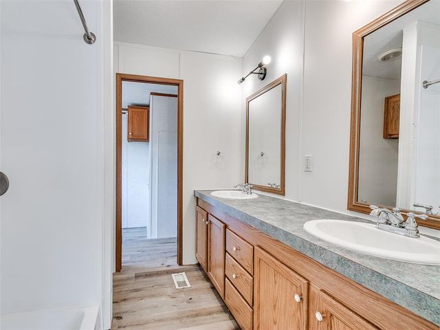 1875 His Way, Guthrie, OK 73044