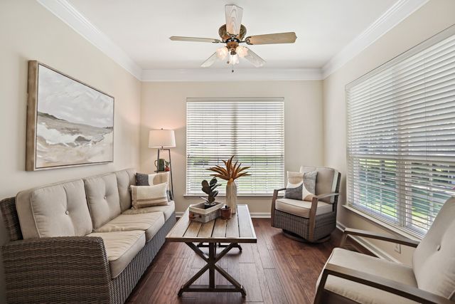 1013 Cherry Springs Dr, Cottontown, TN 37048