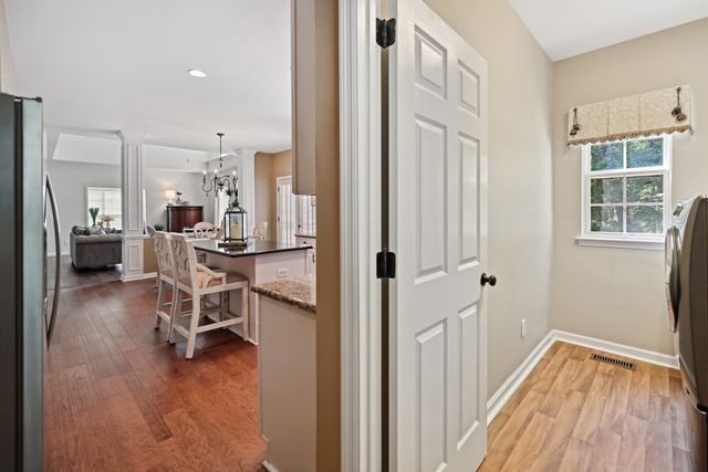 1013 Cherry Springs Dr, Cottontown, TN 37048