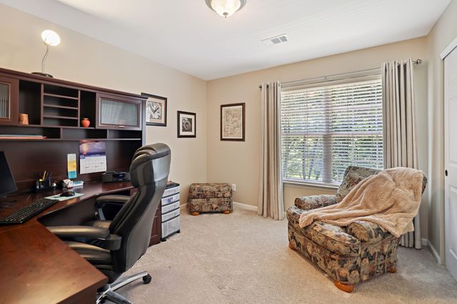 1013 Cherry Springs Dr, Cottontown, TN 37048