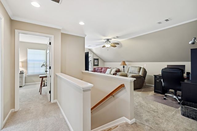 1013 Cherry Springs Dr, Cottontown, TN 37048