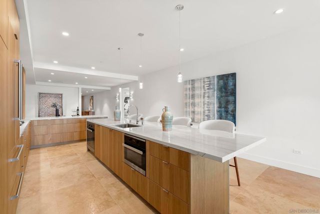2750 4th 203, San Diego, CA 92103