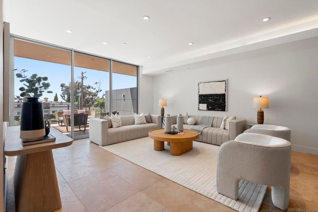 2750 4th 203, San Diego, CA 92103