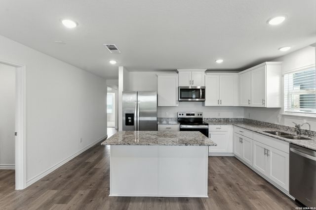 4113 Lazy Lily Dr, Seguin, TX 78155
