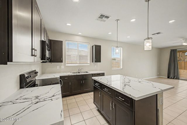 1034 W LINCOLN Avenue, Coolidge, AZ 85128