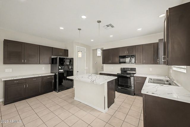 1034 W LINCOLN Avenue, Coolidge, AZ 85128