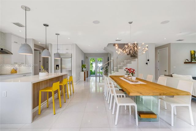 5602 SW 65th Ct, South Miami, FL 33143