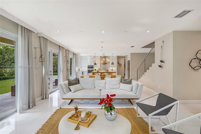 5602 SW 65th Ct, South Miami, FL 33143