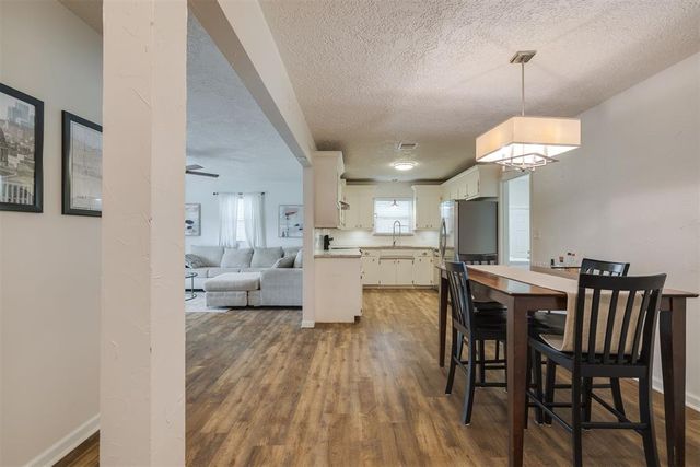 5624 NW 61st Street, Warr Acres, OK 73122